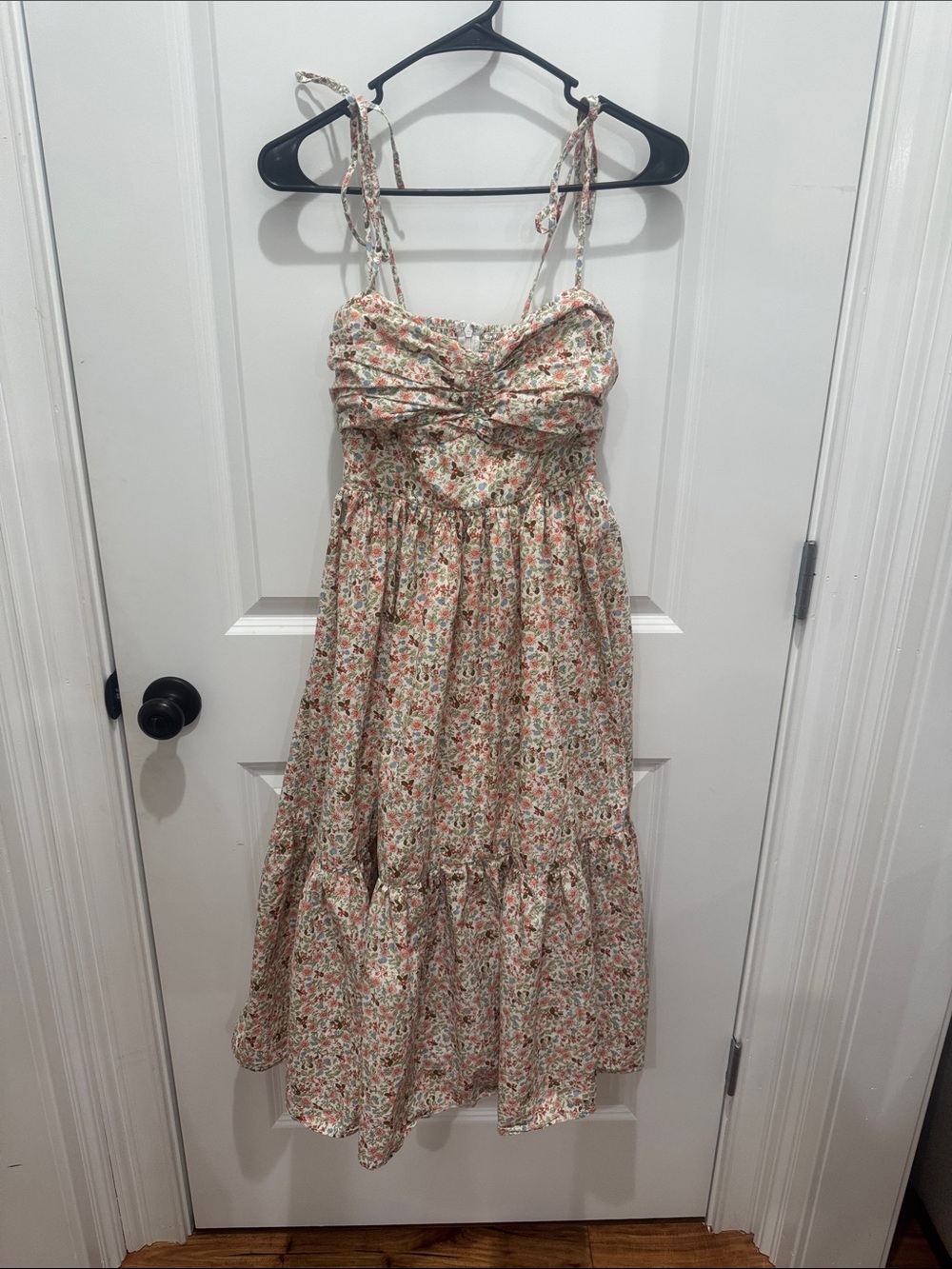 Floral Tie-Strap Midi Dress in Cream and Pink